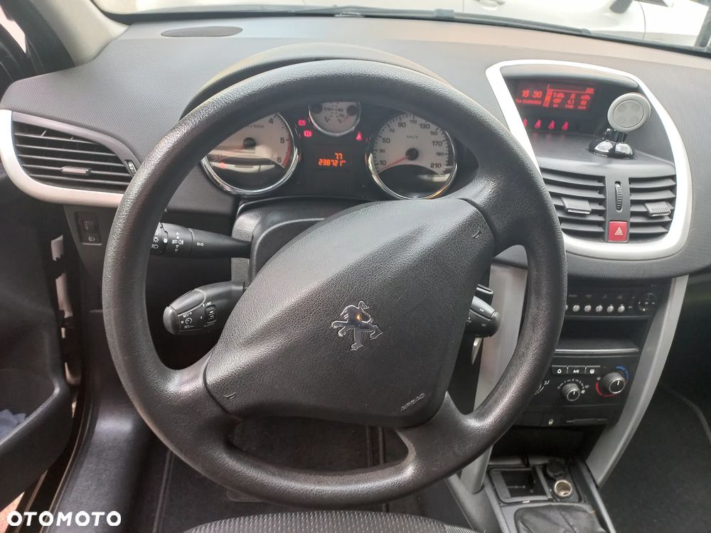 Peugeot 207 1.6 HDi Active - 13
