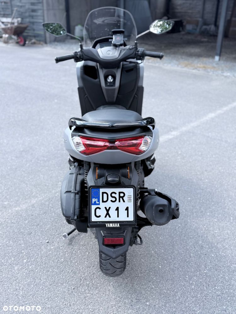 Yamaha NMAX - 12
