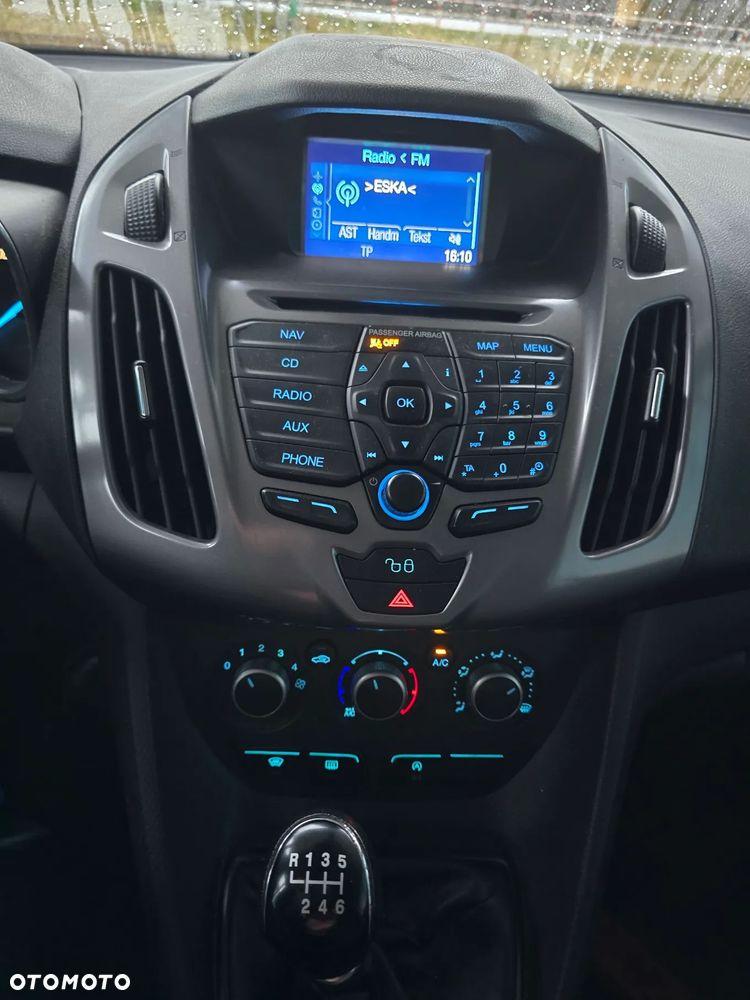 Ford transit connect - 9