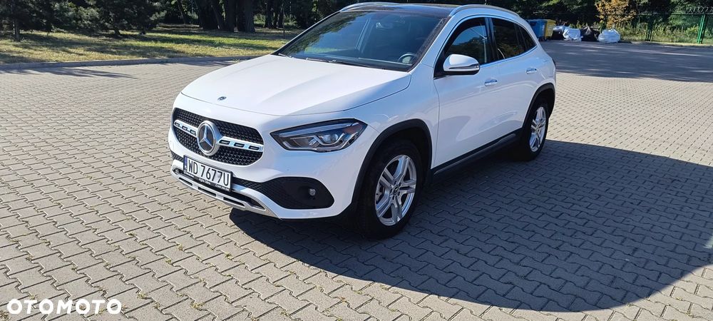 Mercedes-Benz GLA 250 4Matic 8G-DCT - 1