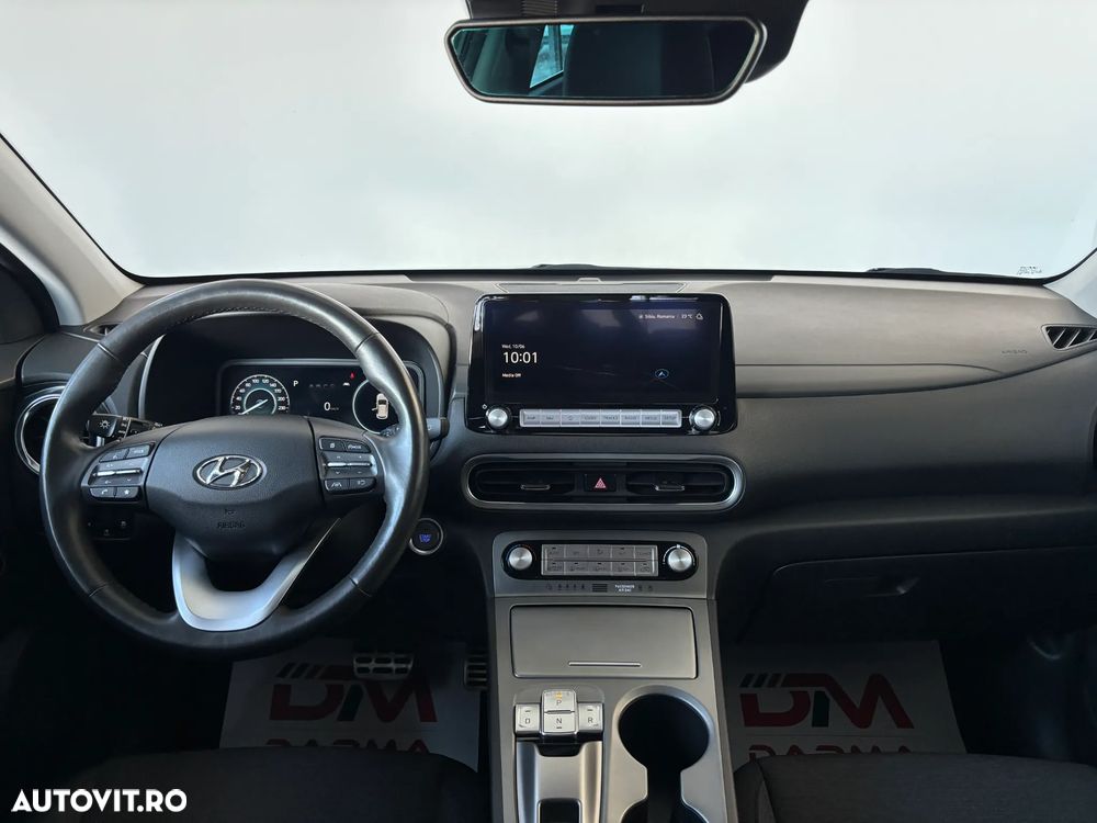 Hyundai KONA Select - 9