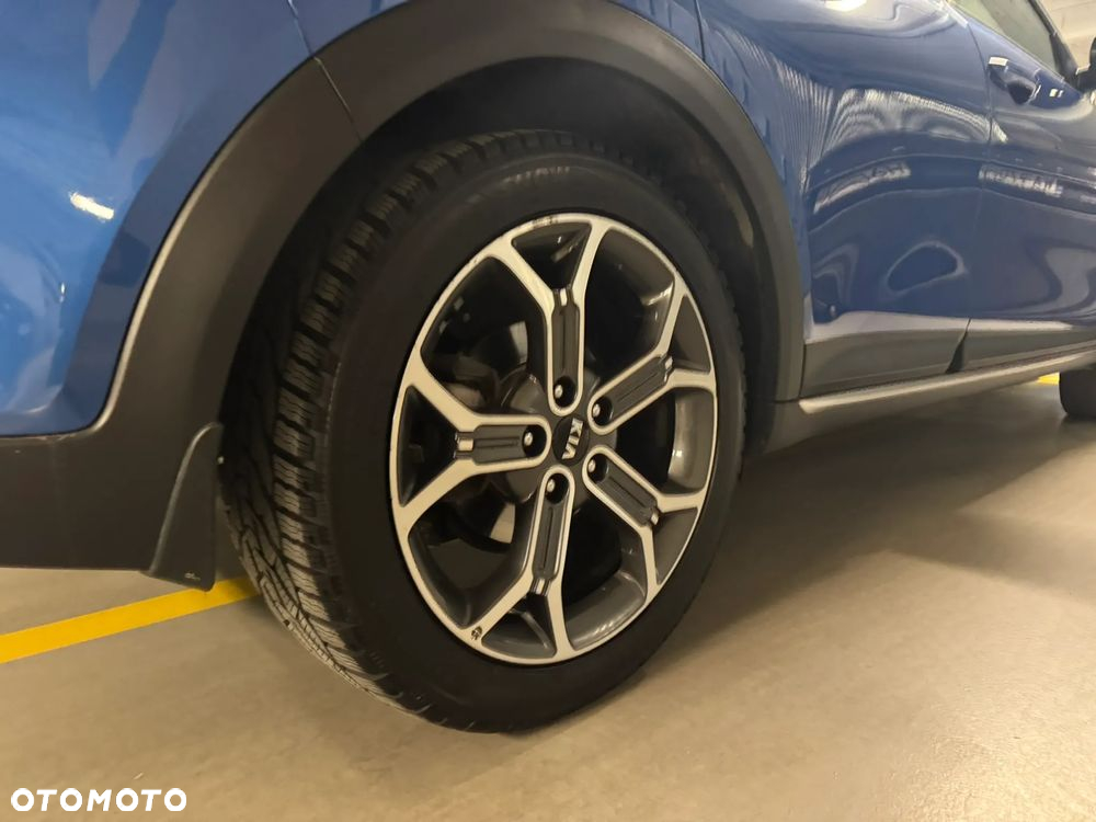 Kia XCeed - 16