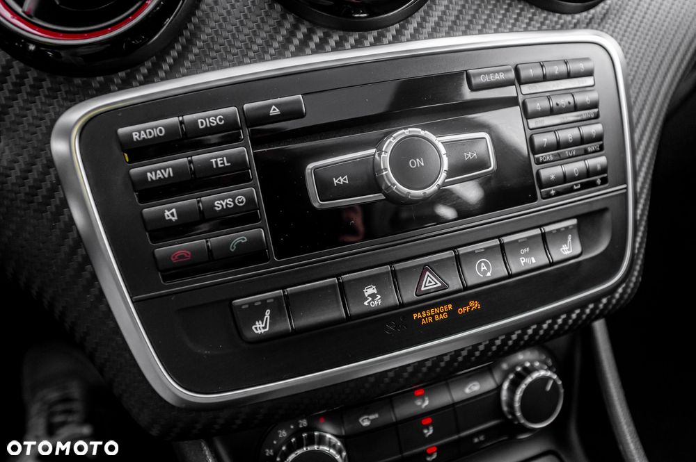 Mercedes-Benz Klasa A 45 AMG 4Matic AMG Speedshift 7G-DCT Edition 1 - 34