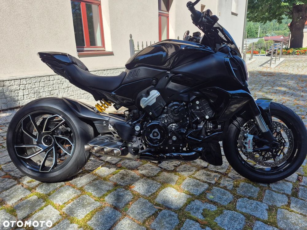 Ducati Diavel - 9