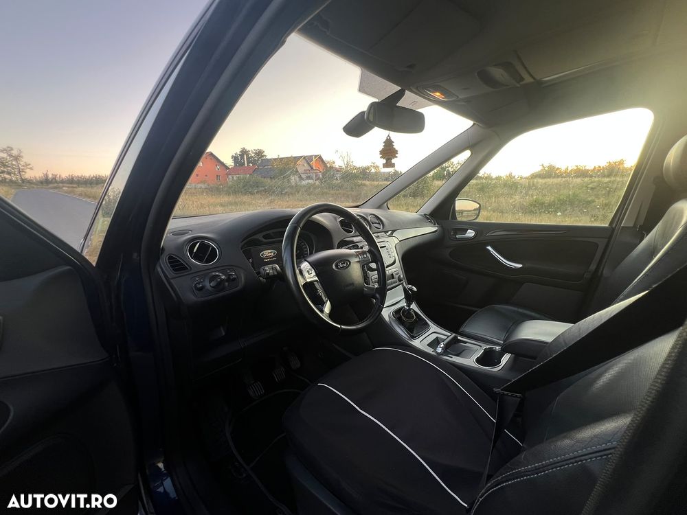 Ford Galaxy 2.0 TDCi Ghia - 6