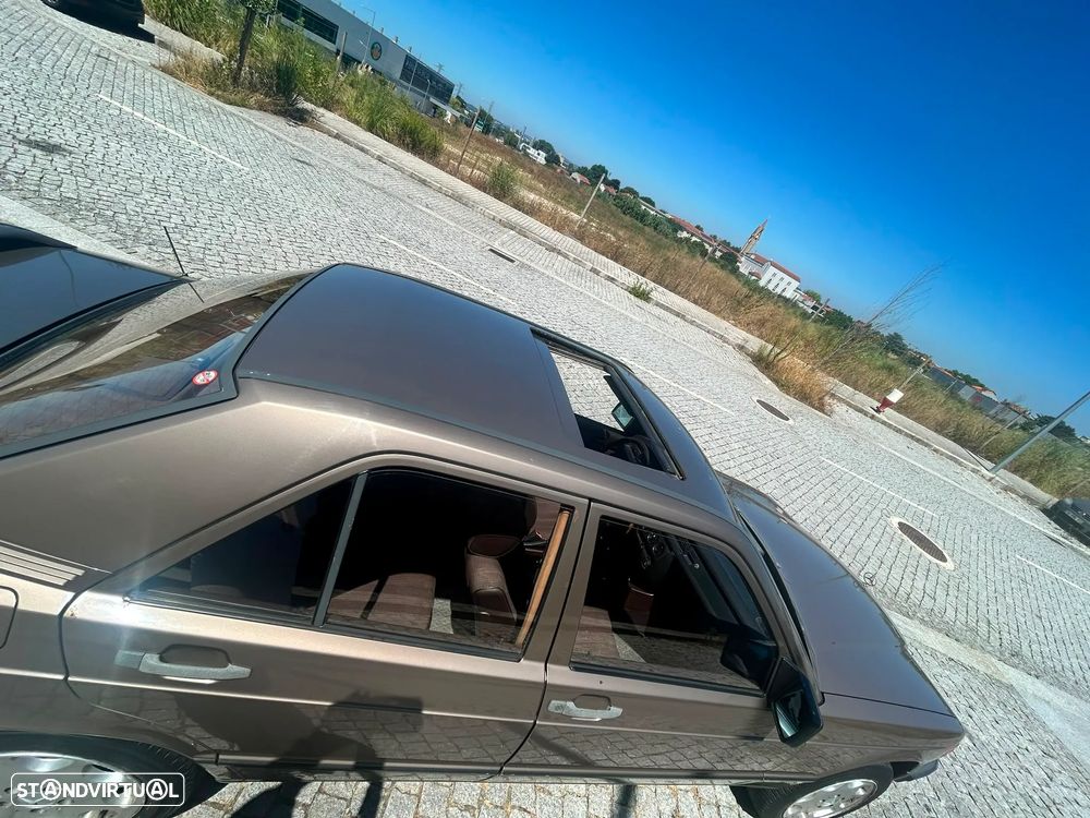 Mercedes-Benz W201 (1982-1993) 190 D 2.5 - 7