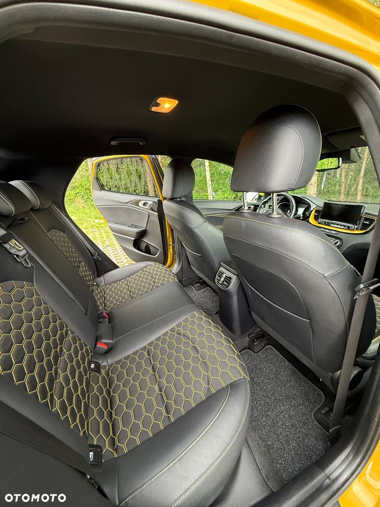 Kia XCeed 1.6 CRDi SCR XL DCT - 22
