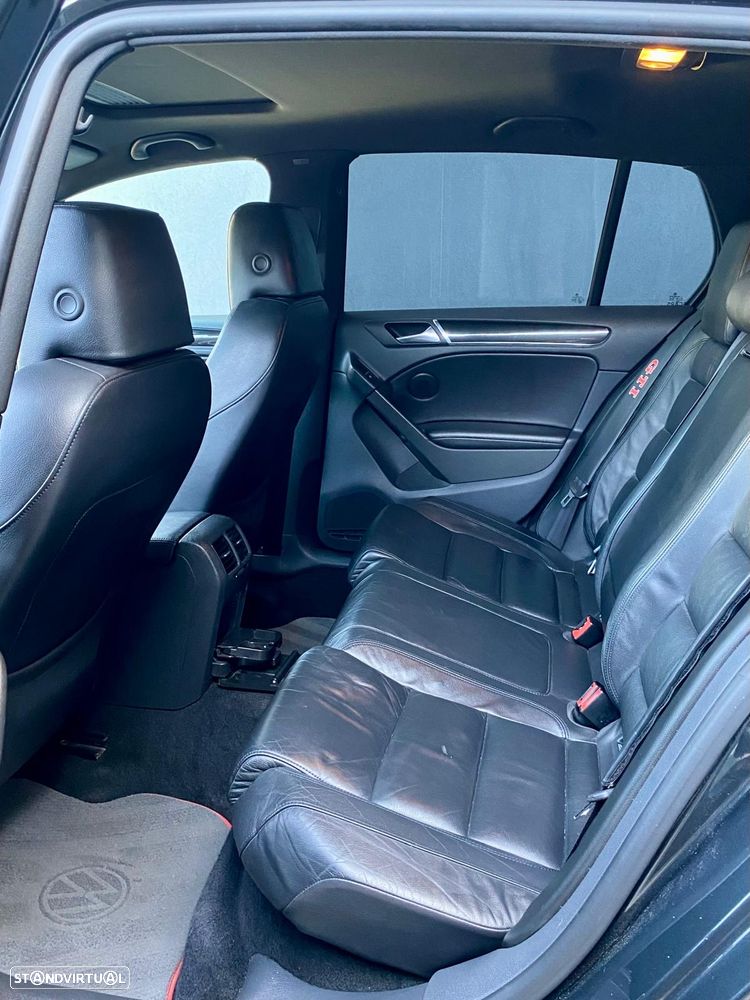 VW Golf - 9