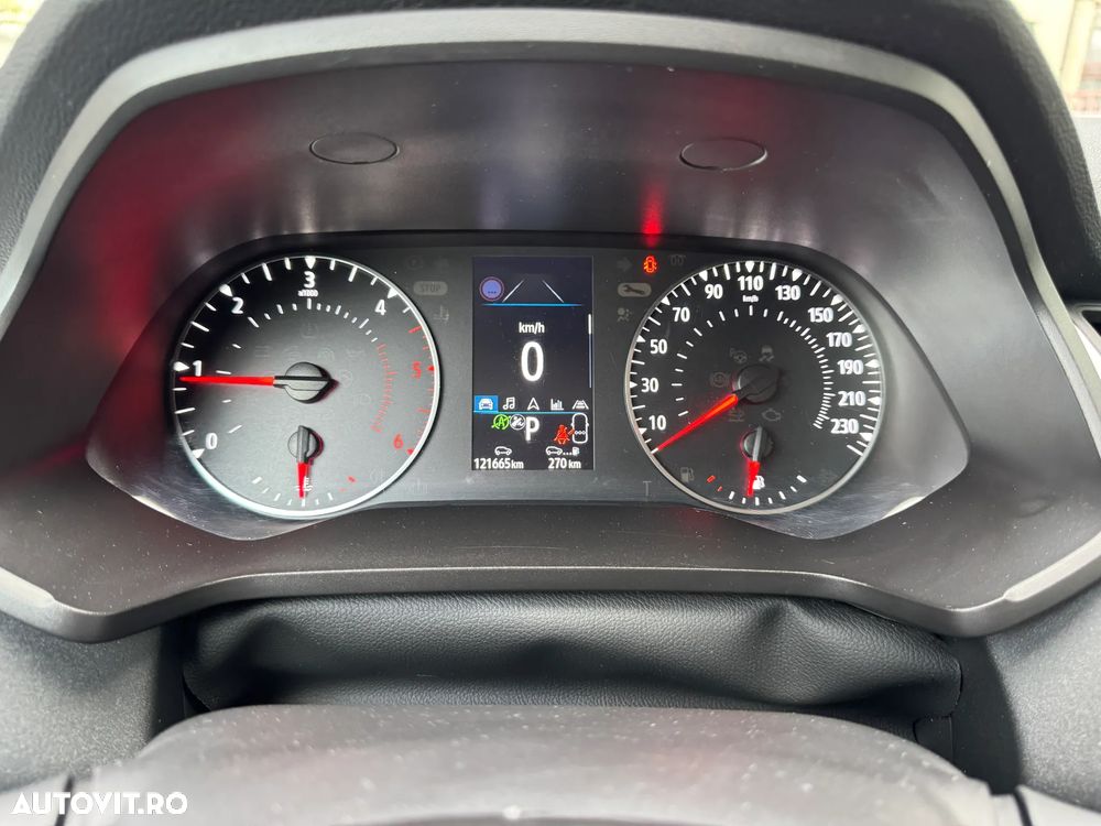 Renault Captur BLUE dCi 115 EDC BUSINESS EDITION - 27
