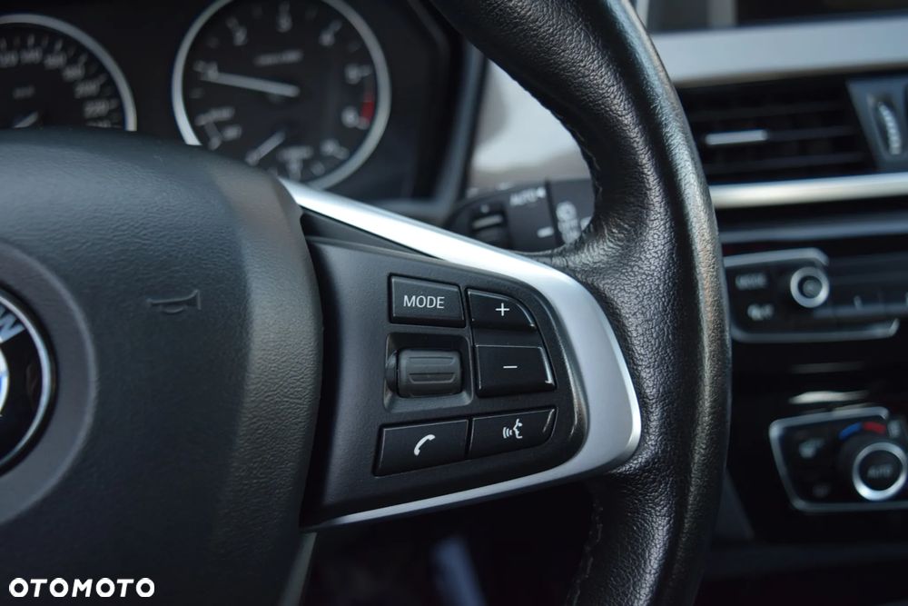 BMW X1 xDrive20d xLine - 22