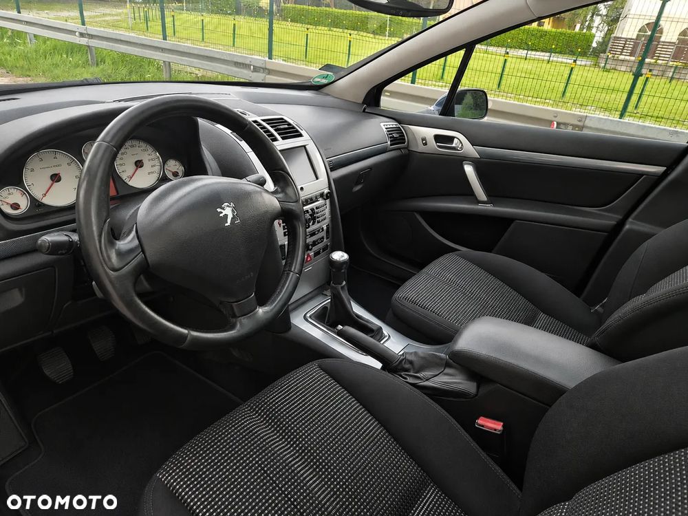 Peugeot 407 2.0 Premium Navtech - 9