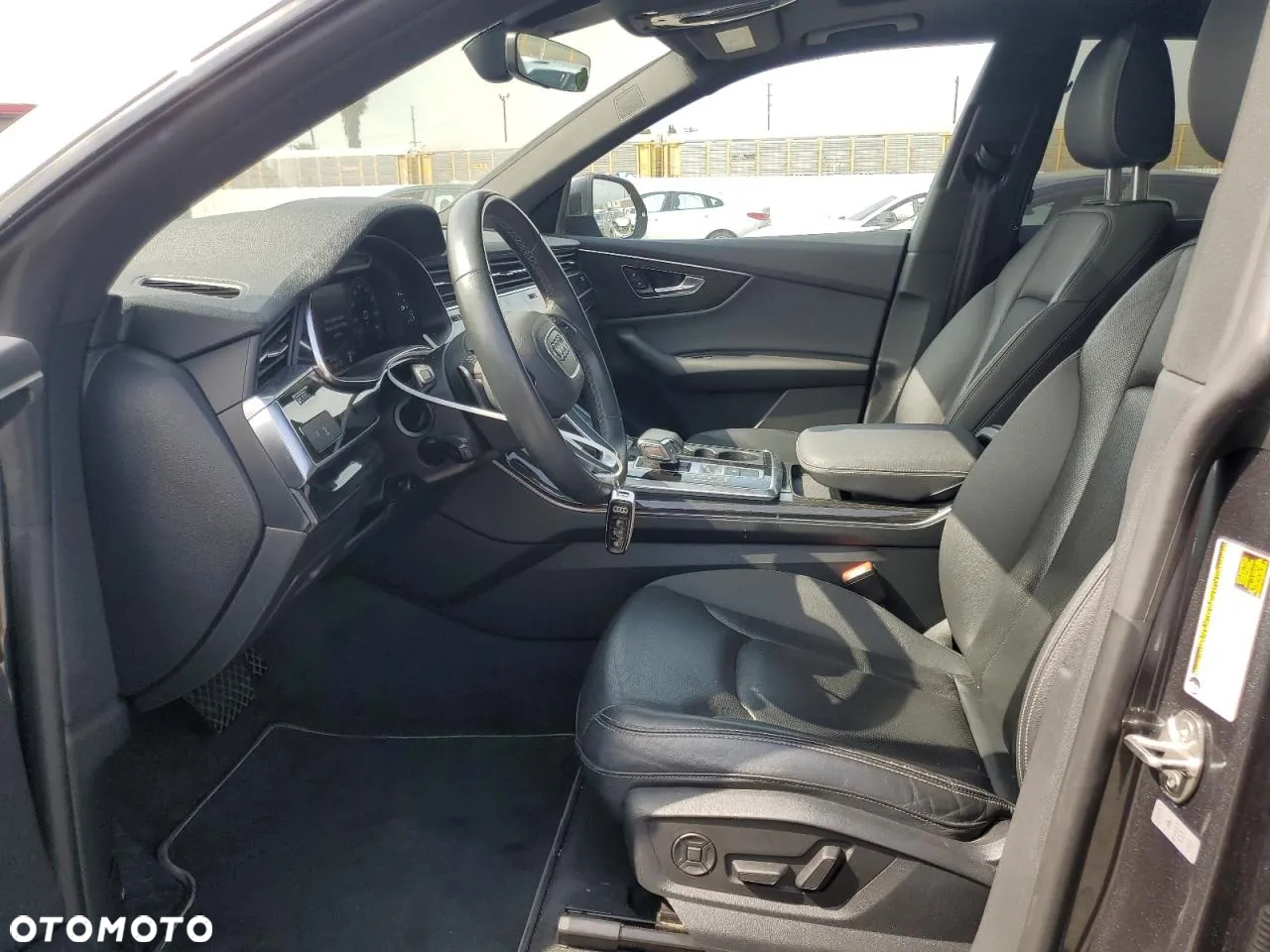 Audi Q8 55 TFSI quattro tiptronic - 8