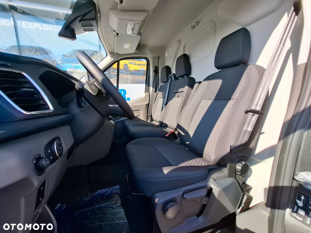 Ford Transit - 11