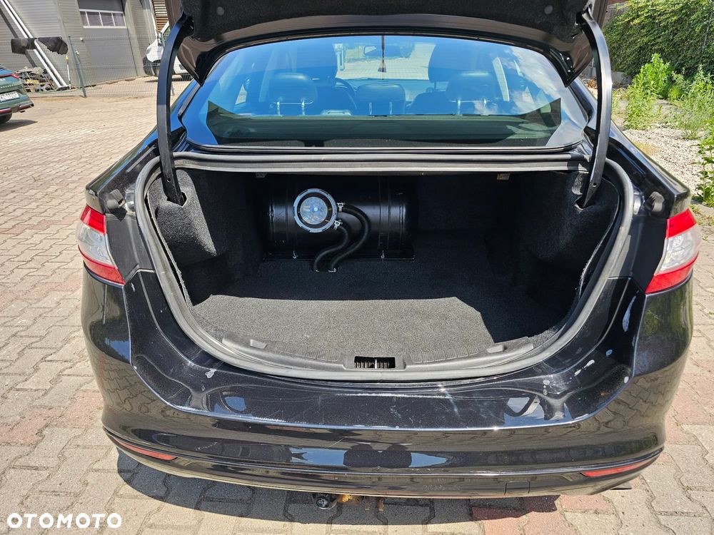 Ford Fusion - 14