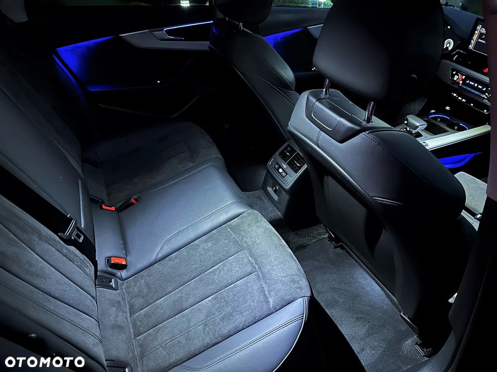 Audi A4 Limousine - 17