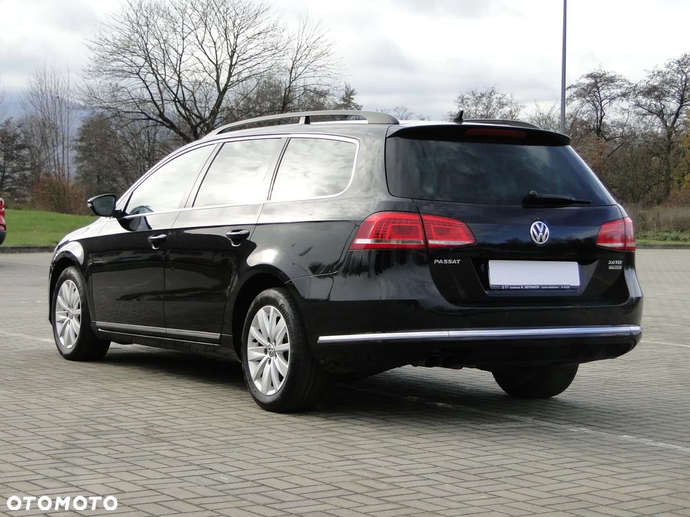 Volkswagen Passat 2.0 TDI BlueMotion Technology Highline - 18