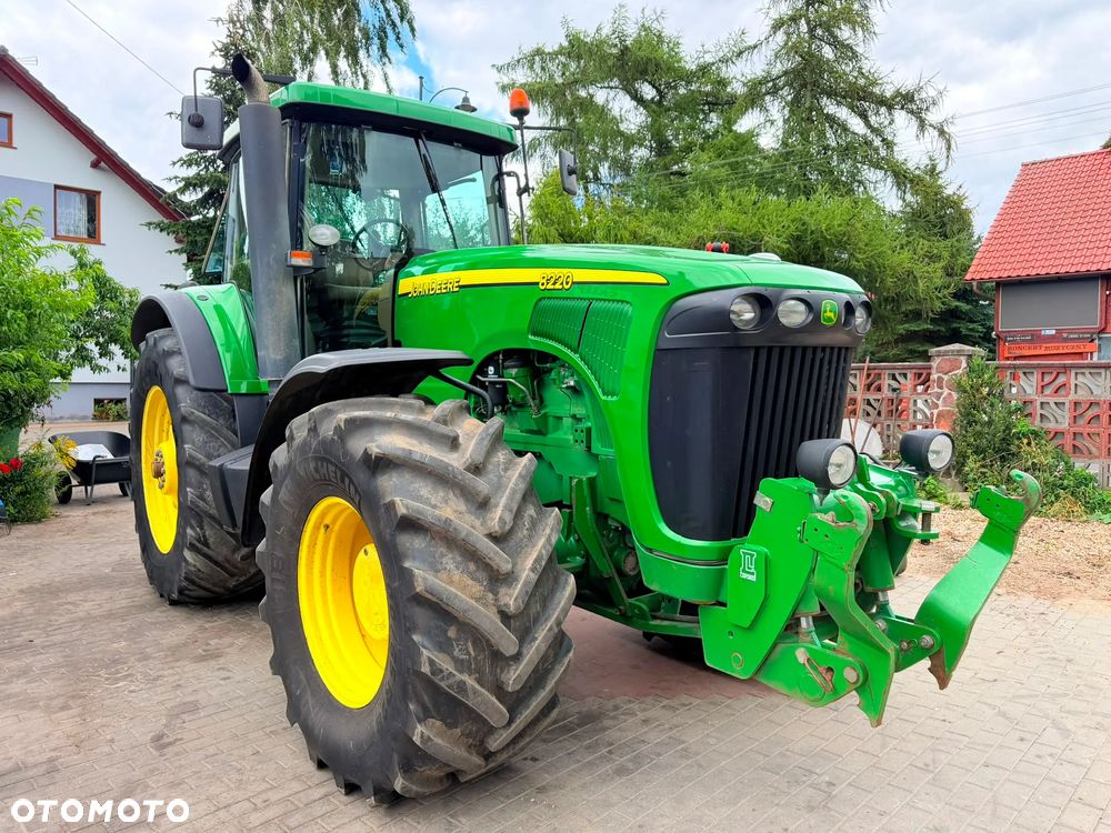 John Deere 8220 - 5