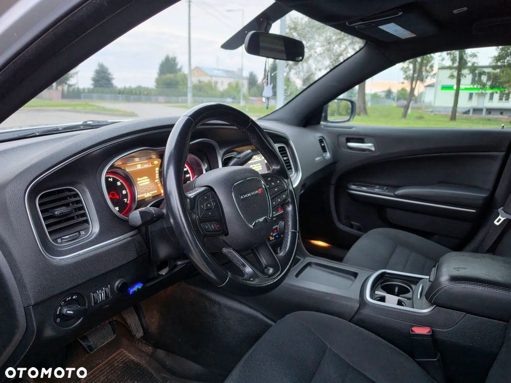 Dodge Charger - 7