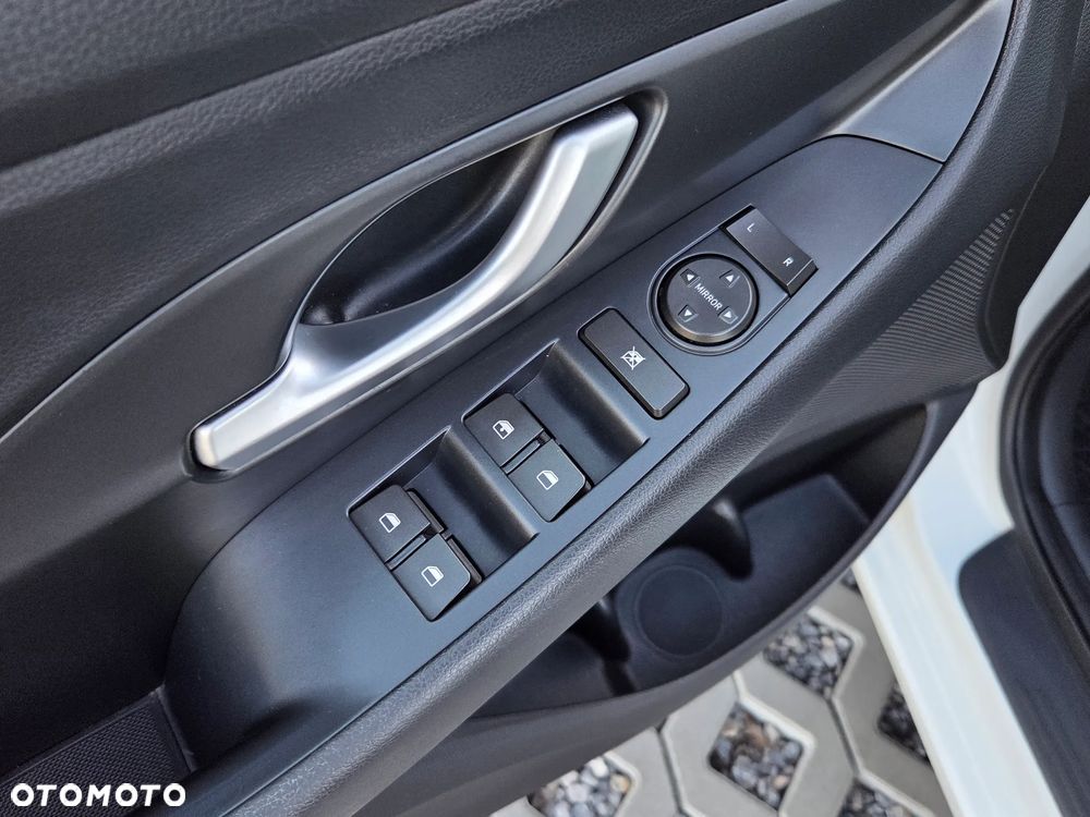 Hyundai i30 - 10