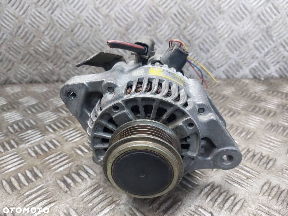 ALTERNATOR TOYOTA YARIS I 1.4 D4D 27060-33020 - 1