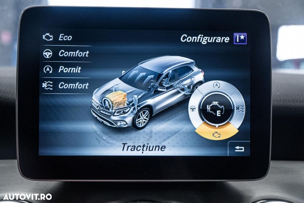 Mercedes-Benz GLA 180 7G-DCT AMG Line - 31