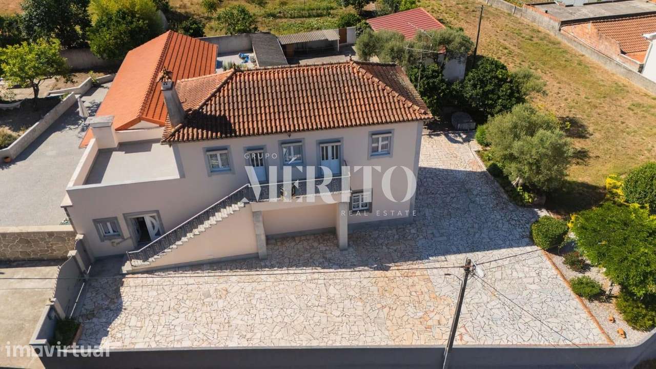 Moradia T3 em Alvarães – Conforto, Natureza e Excelente Localização - Grande imagem: 4/33