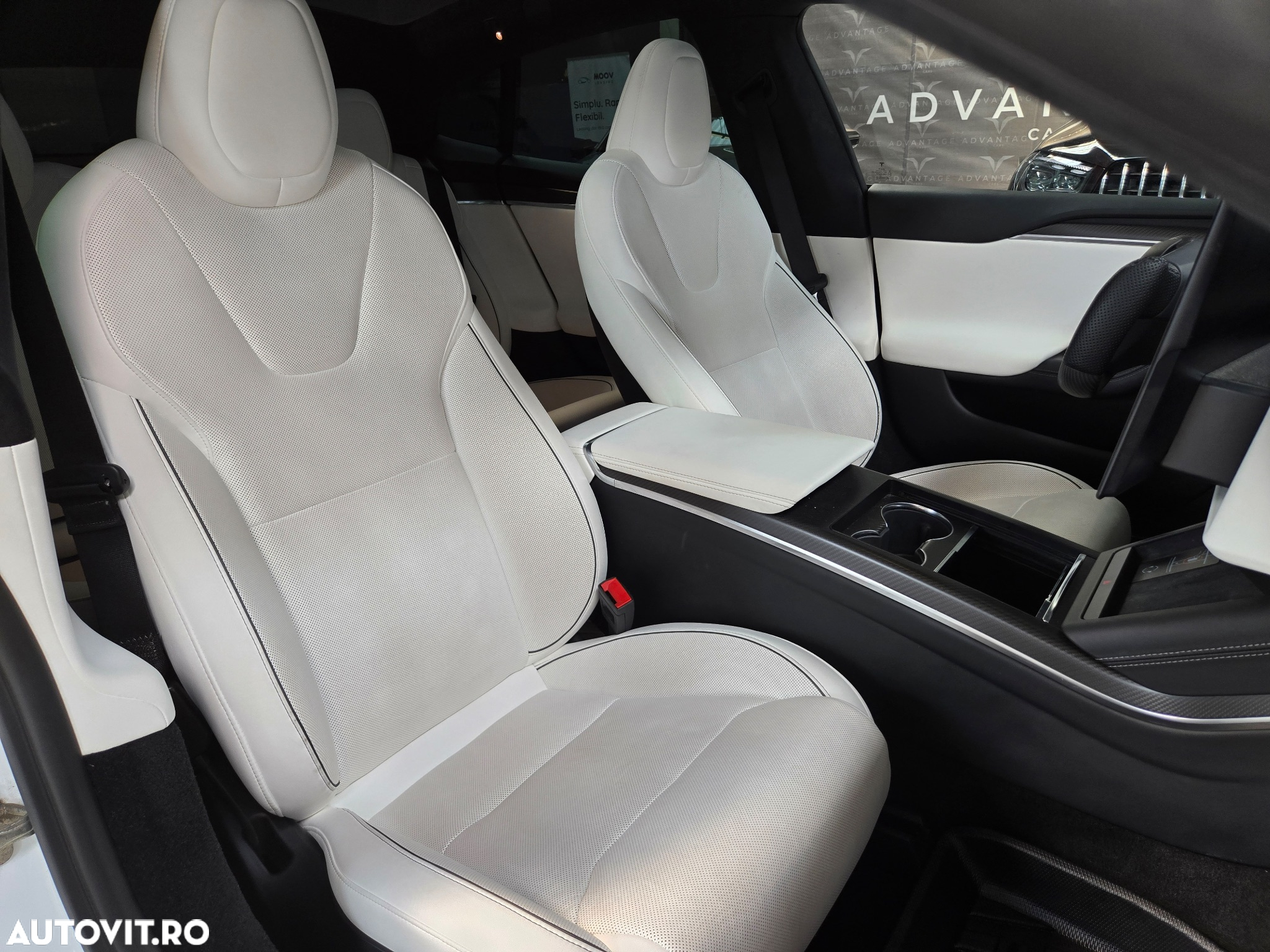 Tesla Model S Plaid - 10