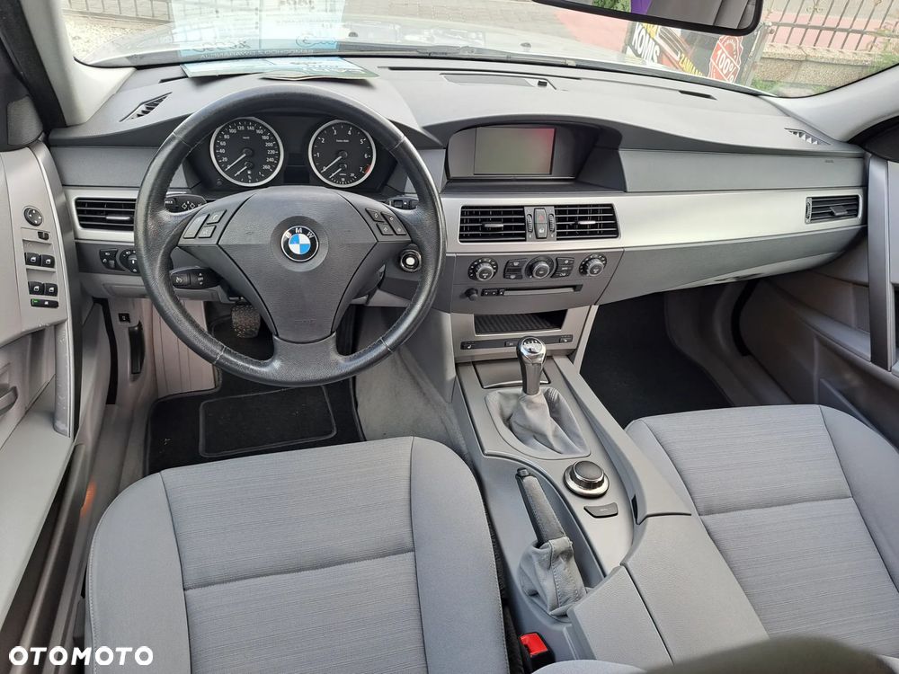 BMW Seria 5 - 12