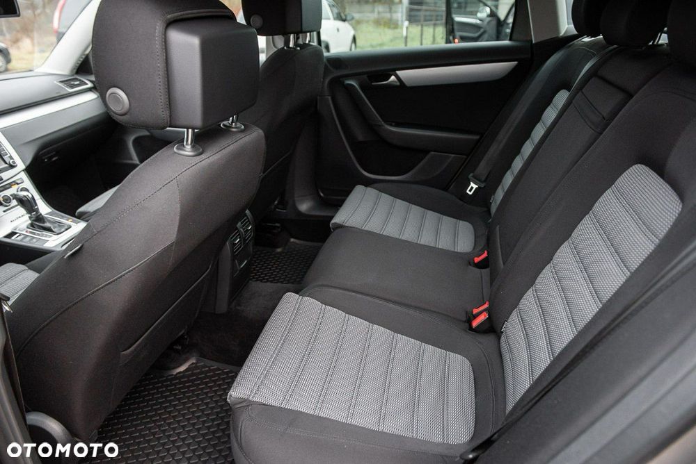 Volkswagen Passat Alltrack 2.0 TDI 4Motion DSG BlueMotion Tec - 7