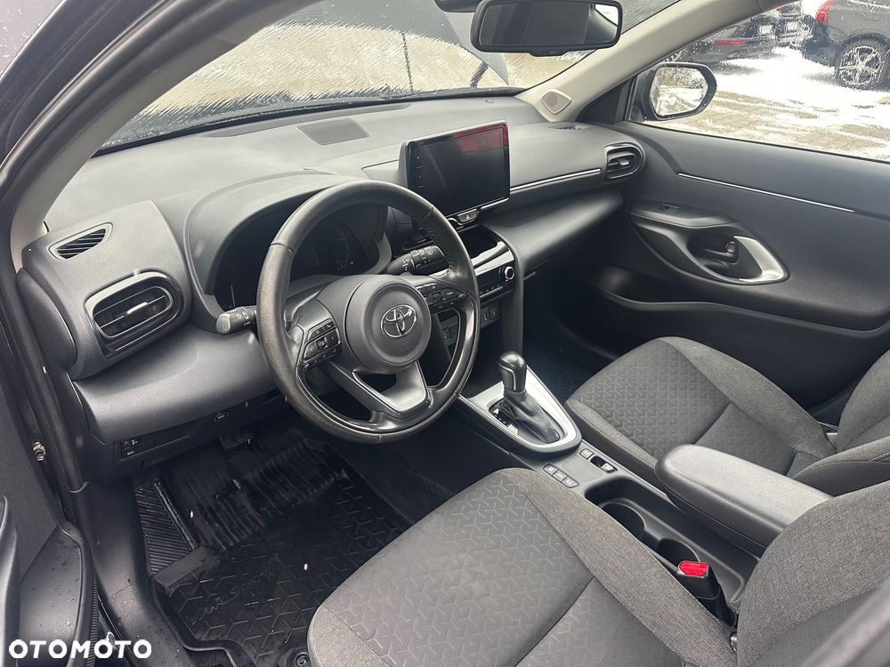 Toyota Yaris Cross - 13