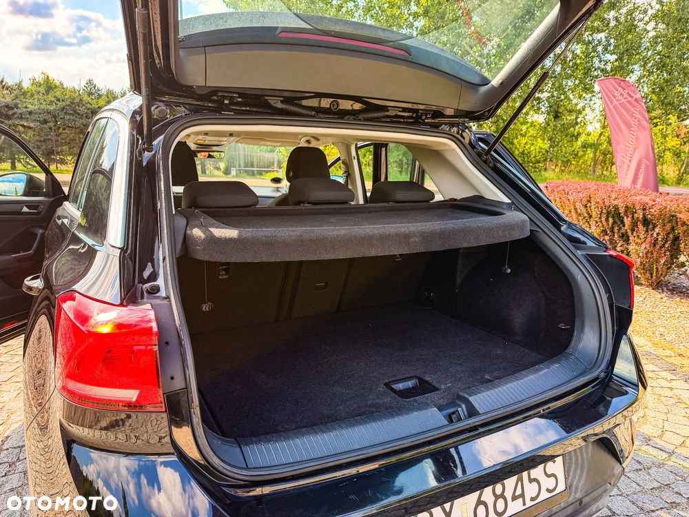 Volkswagen T-Roc 1.0 TSI OPF - 23