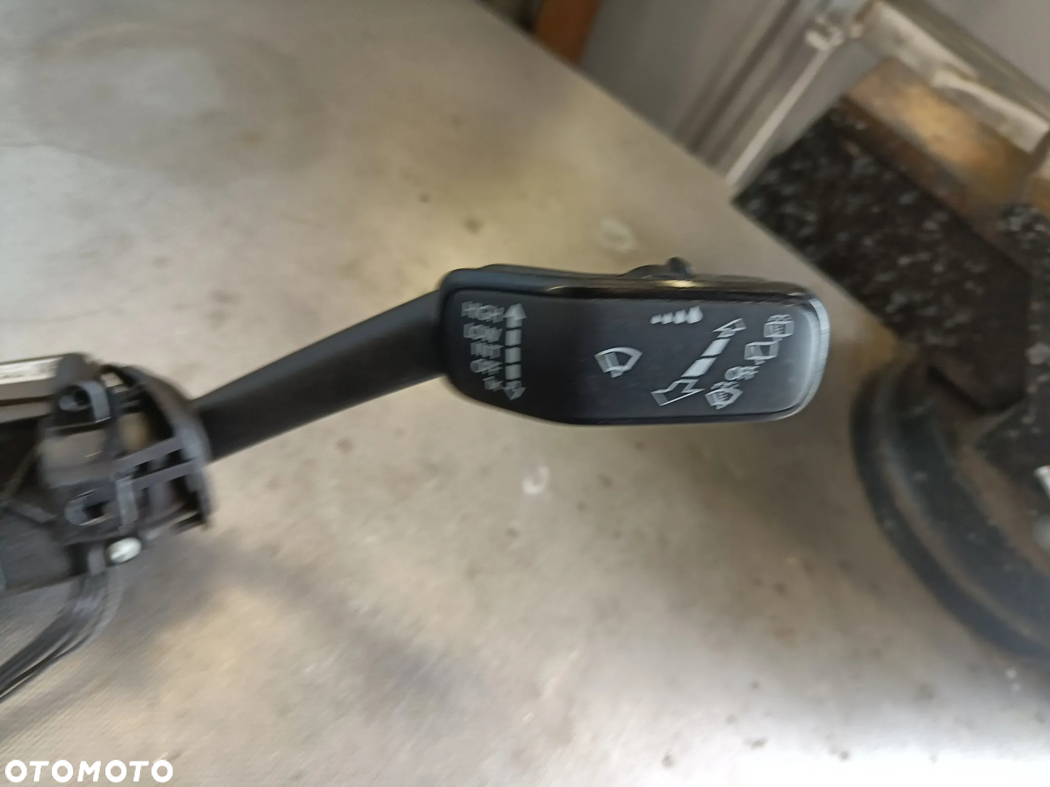 Przełącznik zespolony Skoda Superb 3 III Karoq  Seat Ateca VW Passat Manetka Tempomatu 5Q1953521B - 3