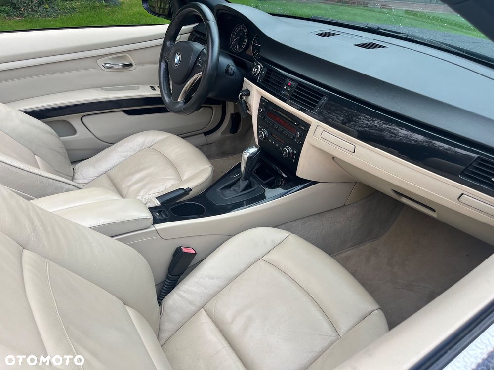 BMW Seria 3 320d DPF Cabrio - 15