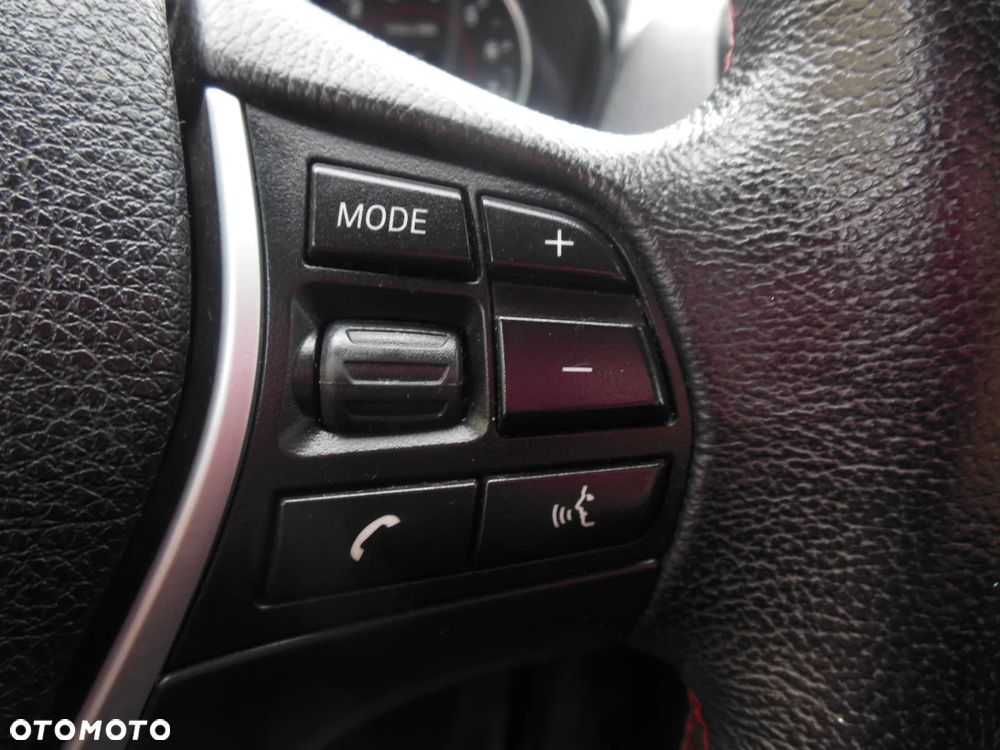 BMW Seria 1 118i Sport Line - 13