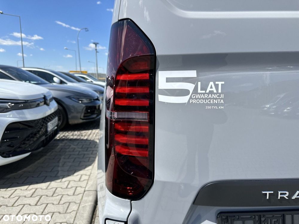 Volkswagen Transporter - 21