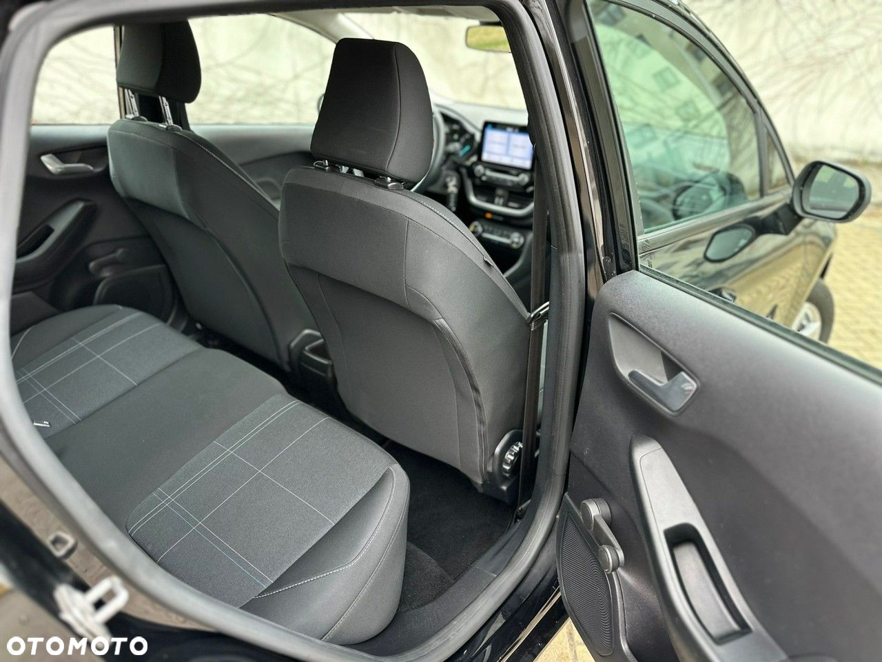 Ford Fiesta - 9