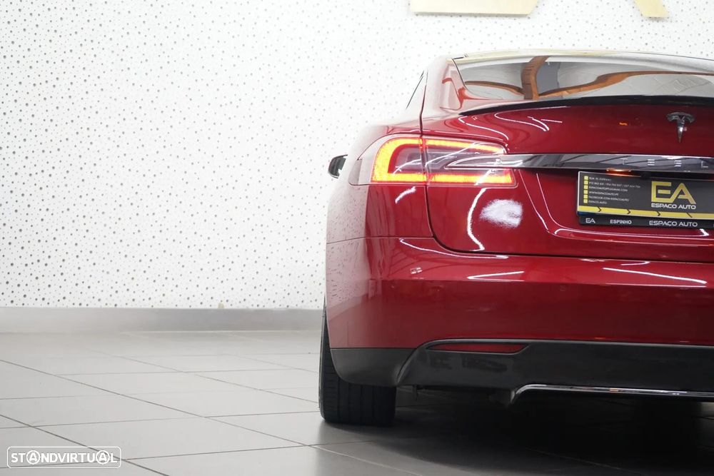 Tesla Model S 85 - 7