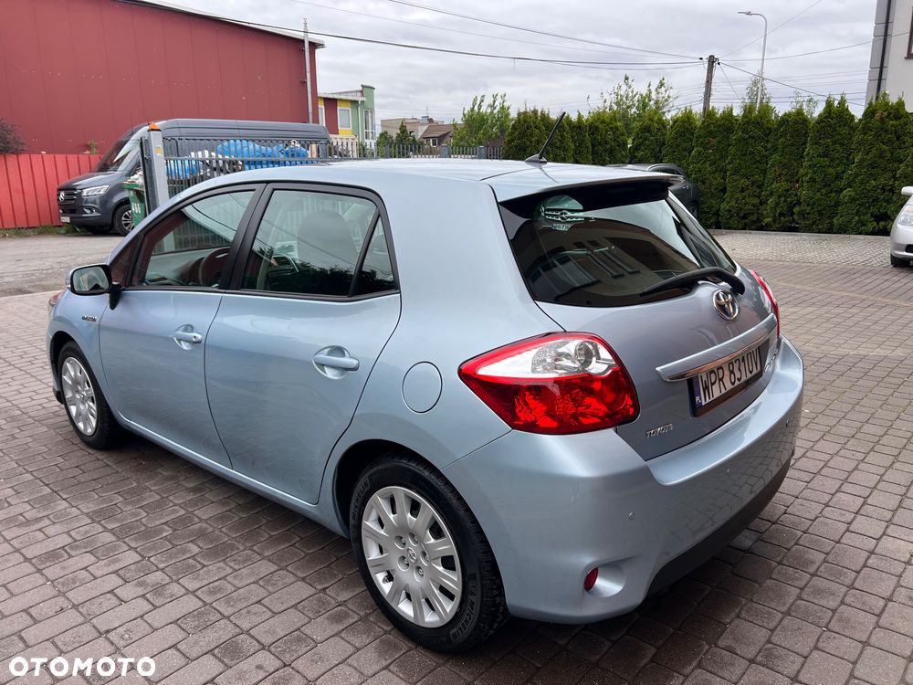 Toyota Auris 1.8 HSD Luna - 4