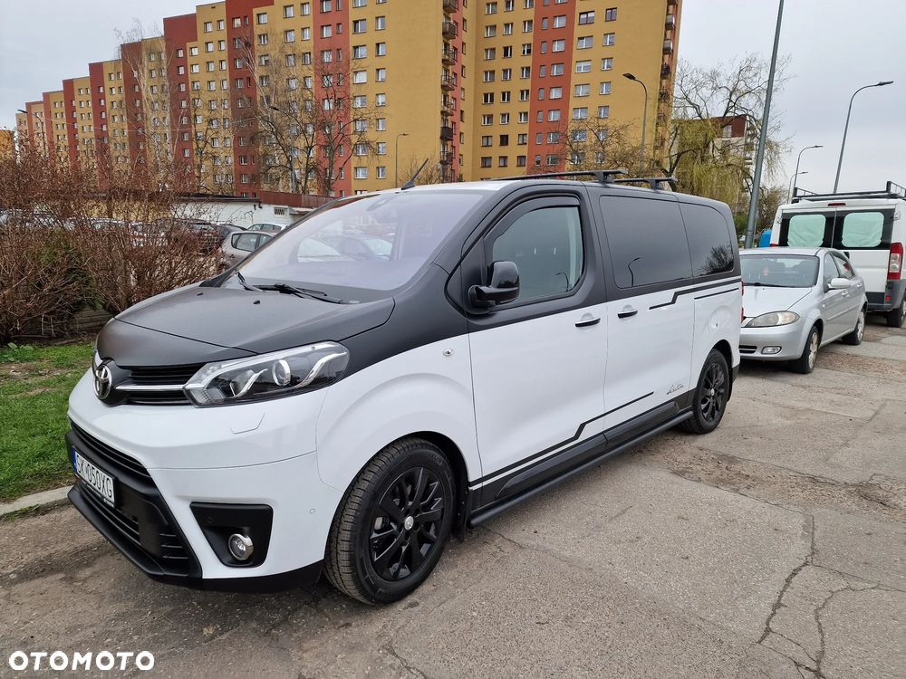 Toyota ProAce Kombi 2.0 D-4D Medium 2,8t - 17