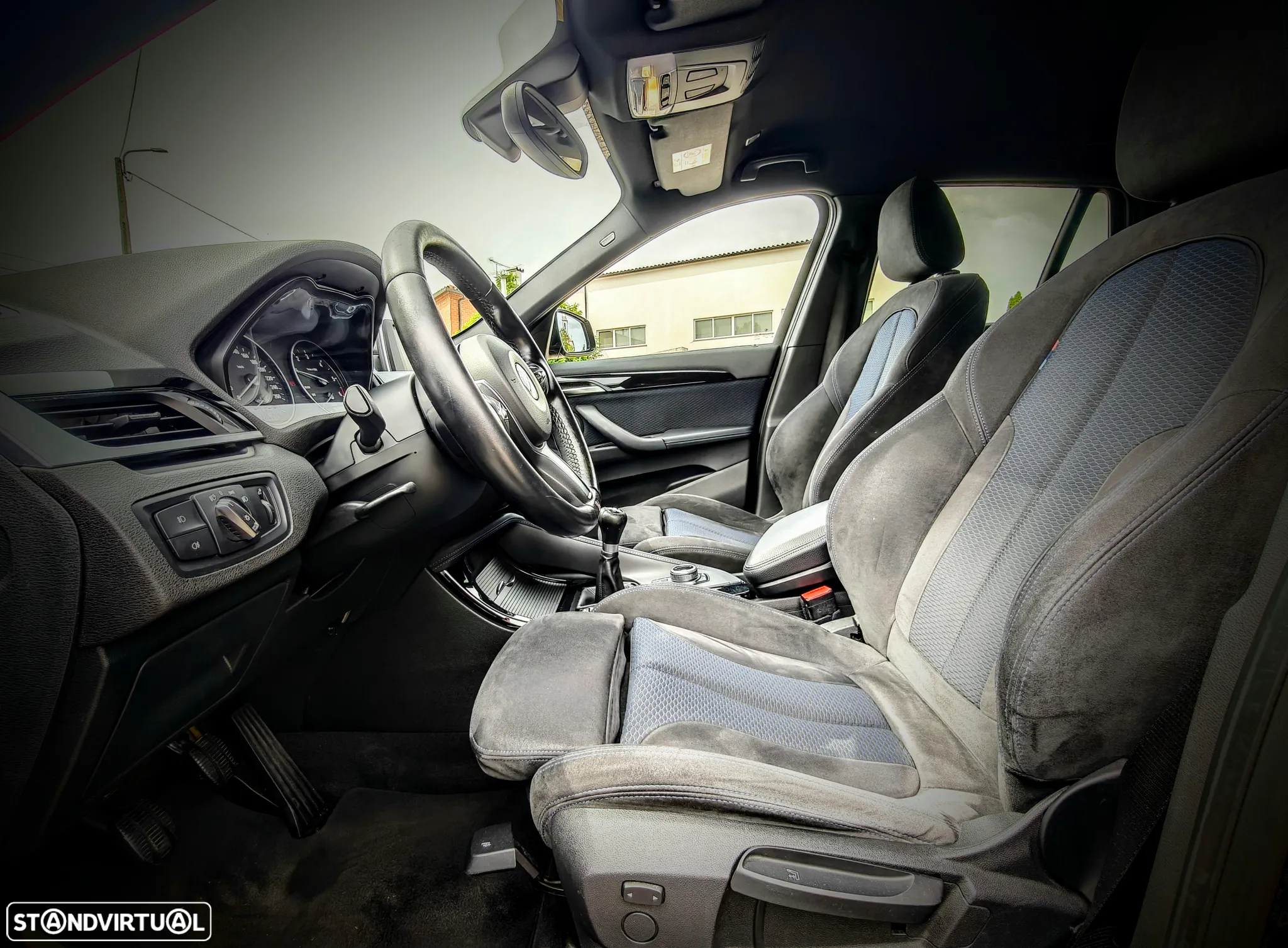 BMW X1 20 d sDrive Line Pack M - 10