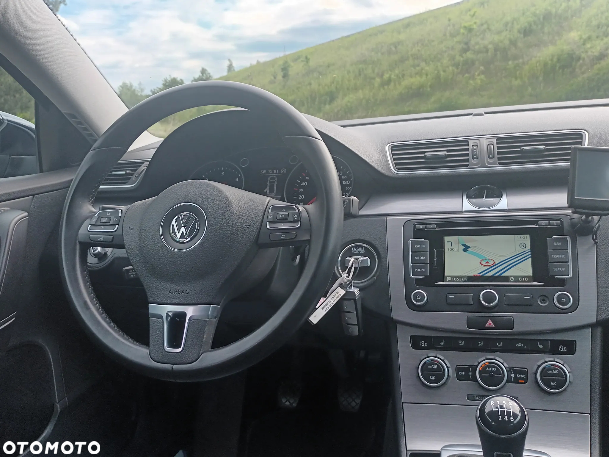 Volkswagen Passat 2.0 TDI Comfortline - 28