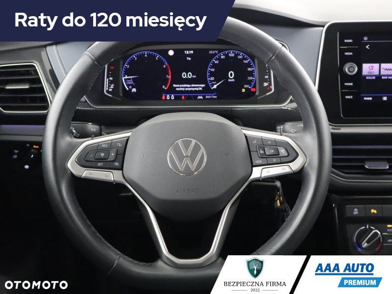 Volkswagen T-Cross - 17