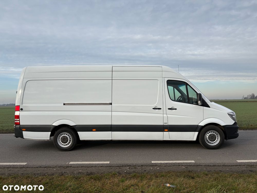 Mercedes-Benz Sprinter - 4