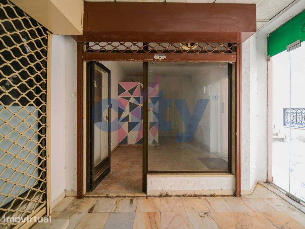 Espaço Comercial em Galeria -Mercês, Sintra - Ótimo Investimento - Grande imagem: 4/16