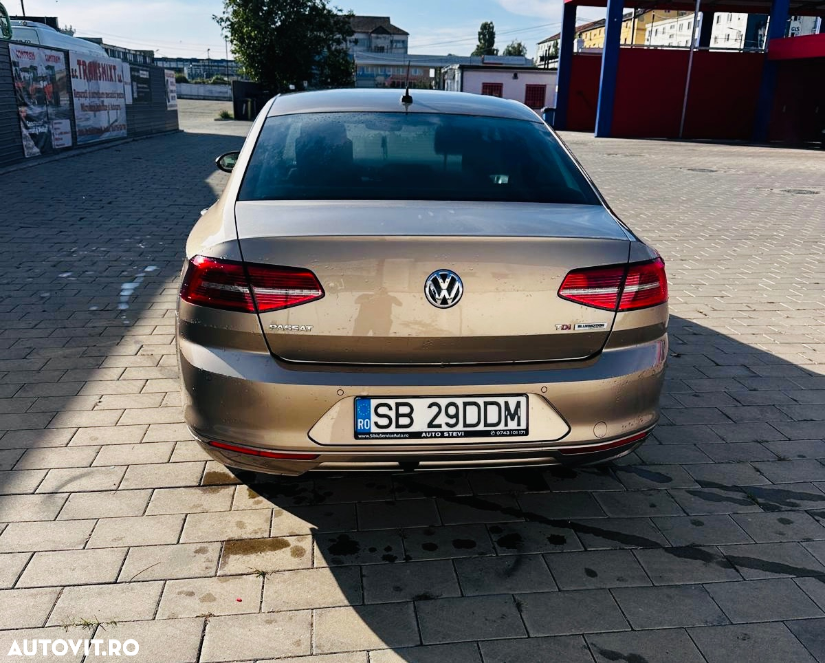 Volkswagen Passat 1.6 TDI (BlueMotion Technology) DSG Comfortline - 6