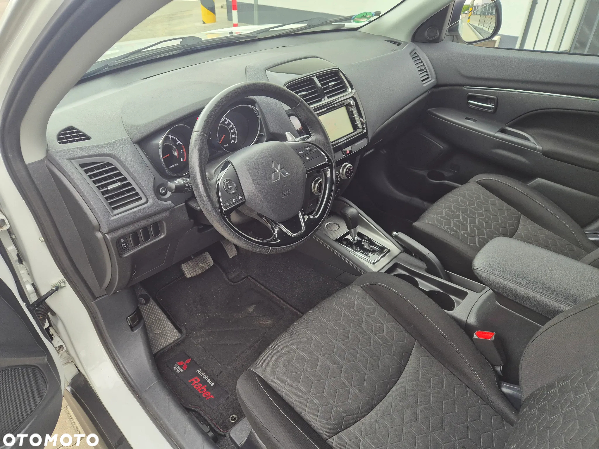 Mitsubishi ASX 2.0 2WD Intro Edition - 10