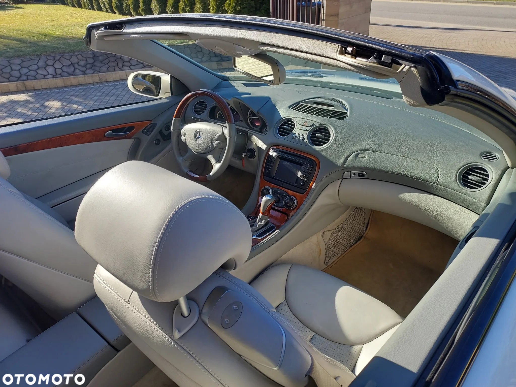 Mercedes-Benz SL 500 - 15
