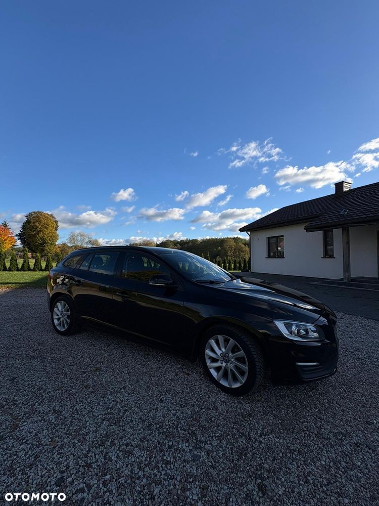 Volvo V60 D2 Drive-E Momentum - 3