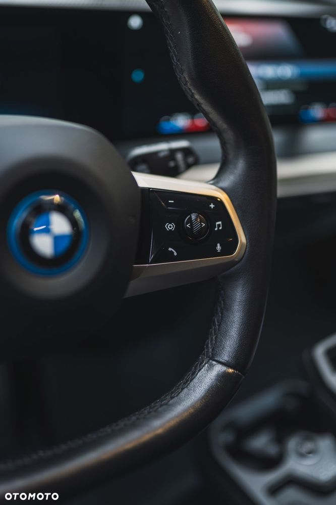 BMW iX M60 111.5kWh - 32