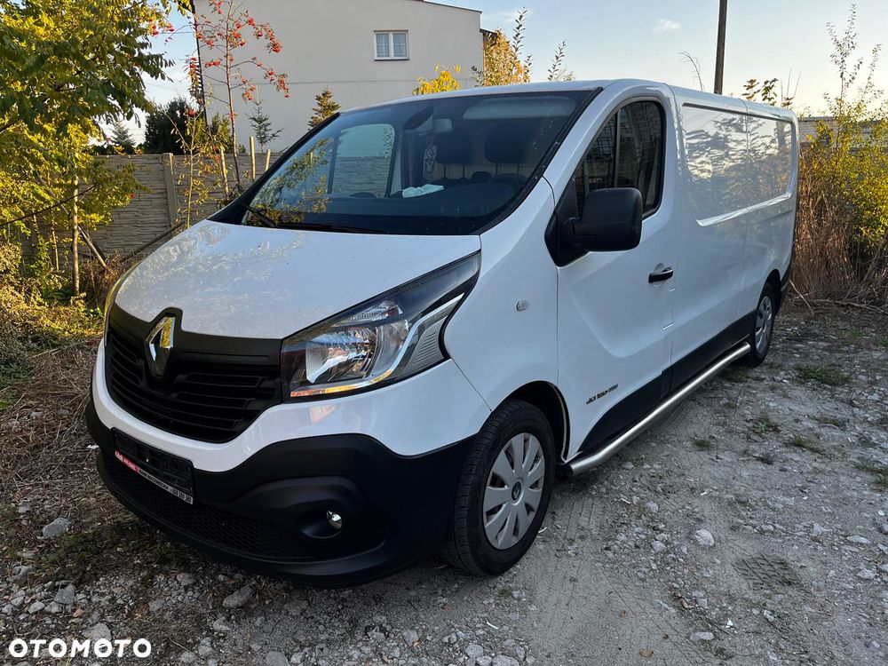Renault Trafic - 1